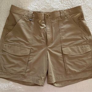 Columbia PFG shorts